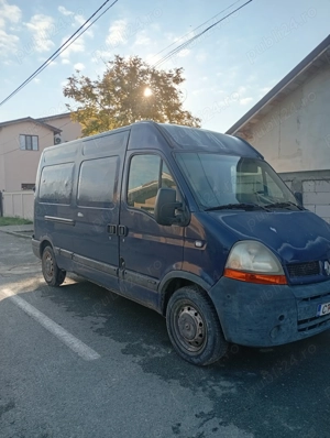 Vând autoutilitara Renault master din 2004 cu 242000 km,stare foarte bună  - imagine 2