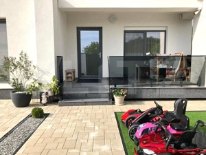 Vilă Luxoasa cu Piscină Exterioară, Podgoria, 150 mp - imagine 9