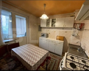 Apartament 3 camere Zona deosebita  - imagine 4