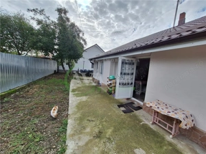 Proprietate ideala pentru familie extinsa sau investitie – Serbanesti, Bacau - imagine 2