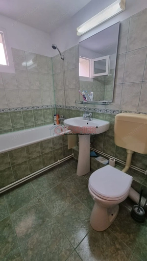 Apartament 3 camere Etaj 3/8 Bloc reabilitat - imagine 18