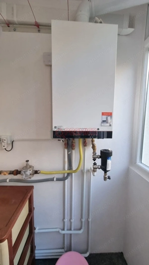 Apartament 3 camere Etaj 3/8 Bloc reabilitat