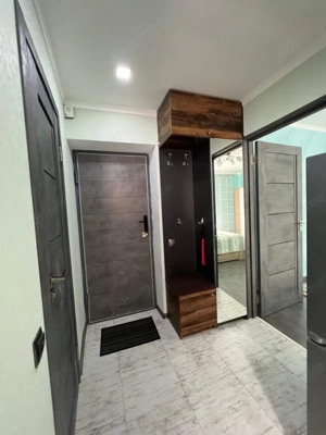 Garsoniera de inchiriat in zona 1 Mai - imagine 2