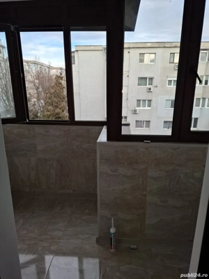 Ap. 2 cam. decomandat, etaj 3, Sid - Vest, renovat - imagine 3