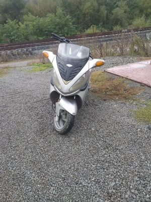 Madison malaguti 150cc  - imagine 3 Madison malaguti 150cc  - imagine 3