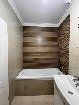 APARTAMENT CU 2 CAMERE IN COMPLEXUL CAMPEADOR CITY la 120.000 euro - imagine 2