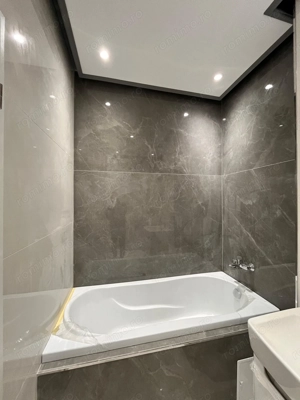APARTAMENT CU 2 CAMERE IN COMPLEXUL CAMPEADOR CITY la 120.000 euro - imagine 6