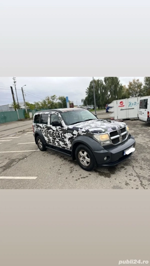 Vând sau schimb    Dodge Nitro 2.8 CRD 4x4   2008   175 CP   Manuală 6+1 preț 2650 euro negociabil - imagine 2