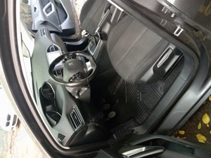 Peugeot 308 - imagine 8 Peugeot 308 - imagine 8