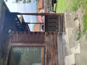 Casă tradițională din lemn