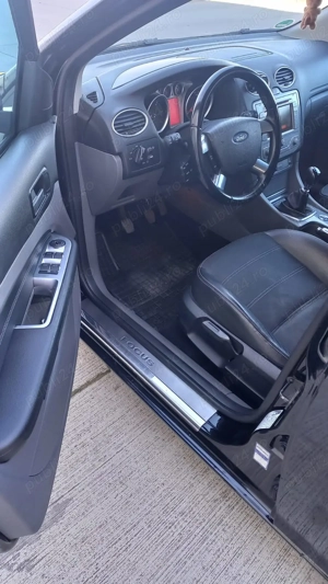 Ford Focus Titanium 2.0 Tdcii 136 Cp manual An 2009 - imagine 6