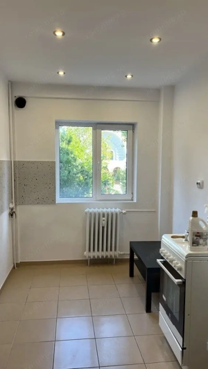 Apartament 2 camere zona Trapezului - metrou 1 Decembrie 1918 - imagine 2