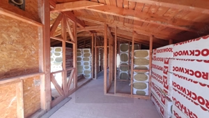 Casa moderna la rosu in Cristian - imagine 9