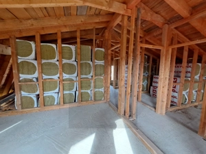 Casa moderna la rosu in Cristian - imagine 10