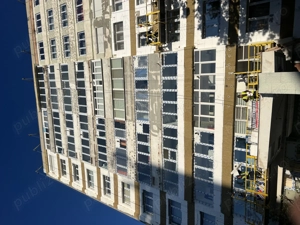 Muncitori și echipe la metru pătrat  - imagine 4