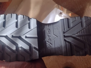 Bocanci cu bombeu metalic 