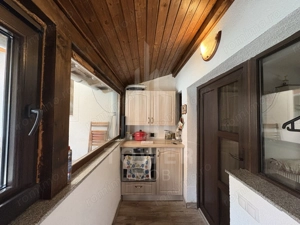 Casă de vânzare în Cisnădioara – 2 apartamente complet echipate - imagine 9