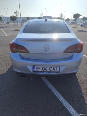 opel astra J 1.4 turbo primul proprietar 2017 - imagine 3