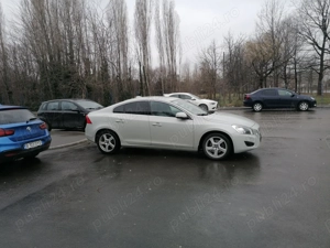 Volvo S60, diesel, 163 CP, 5 cilindri, automat - imagine 4 Volvo S60, diesel, 163 CP, 5 cilindri, automat - imagine 4