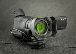 Camera video 4k Sony FDR-AX100E + trepied