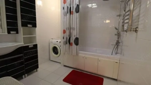 Garsoniera de inchiriat in zona Universitate - imagine 2