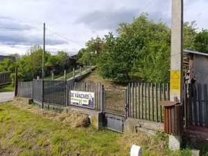 De vânzare teren la strada principala in Albești