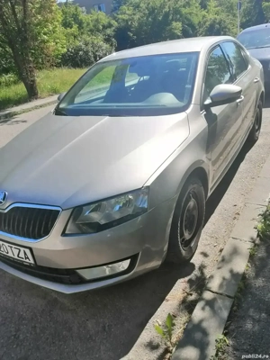 Vând schoda octavia 3