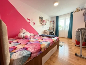 Apartament spatios cu 2 camere, decomandat, 54 mp utili - Giroc - imagine 3