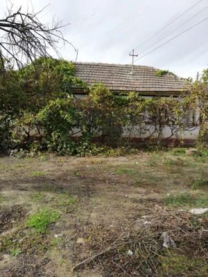 Vând casă batraneasca