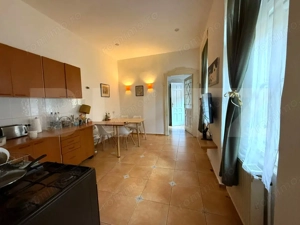 Apartament 3 camere, 110 mp, zona Ultracentral  - imagine 8