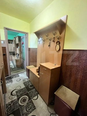 Apartament cu 2 camere, 42 mp, zona Lama - imagine 2