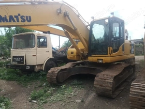 vand  excavatoare pe senile  NewHoland kobelco si Komatsu stare buna de functionare in stoc  - imagine 2