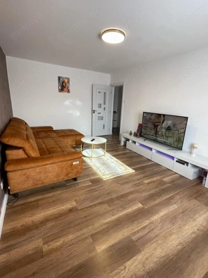 Vand apartament zona 300 Micalaca 