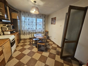 Casă de vânzare în Curtea de Argeș. - imagine 19