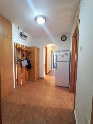 3 camere decomandate cu centrala proprie