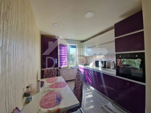 Apartament cu 3 camere in Tudor