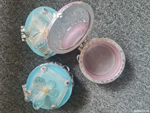 Cutiuțe cu oglinda bijuteri