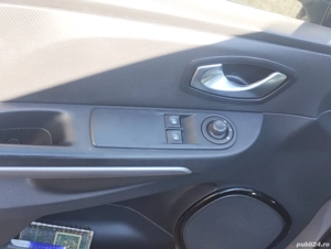 Renault Clio 4  2015 - imagine 7