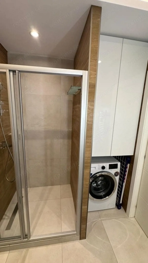 Apartament cu doua camere in zona Palazu Mare mobiliat /utilat nou - imagine 14