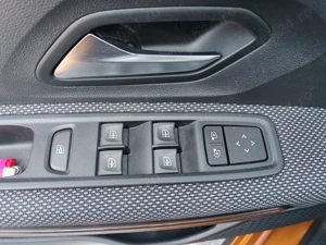 Dacia Sandero Stepwey 2022 - imagine 9
