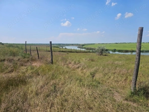 De vânzare teren la lac - imagine 3