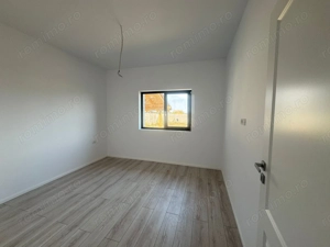 Casa Individuala pe parter in Mosnita, Toate Utilitatile, Drum asfaltat - imagine 9