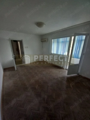 Ap.3 camere DECOMANDAT,Vest, etajul 4, Pret 72000 euro