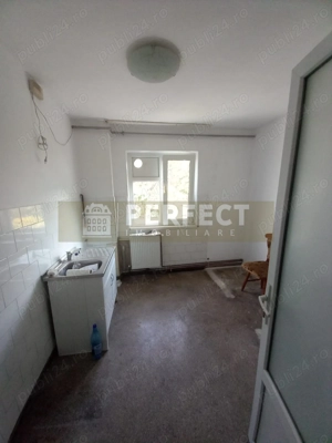 Ap.3 camere DECOMANDAT,Vest, etajul 4, Pret 72000 euro - imagine 13