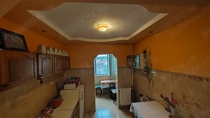  **Cameră spatioasa de închiriat  220euro  Oradea, Str. Moldovei 16 (colț cu Lacul Roșu) - imagine 8