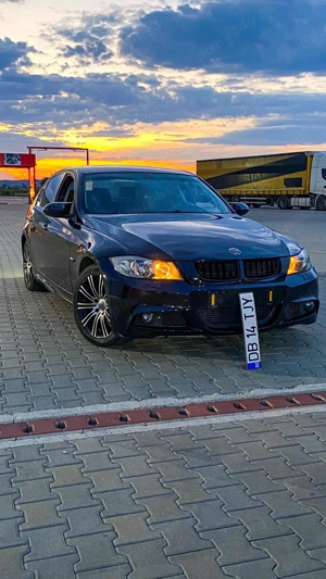 VAND BMW E90 + subwoofer