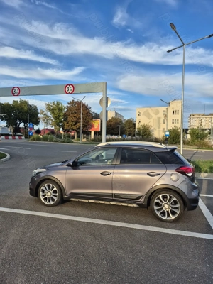 Hyundai i20 Active - imagine 6