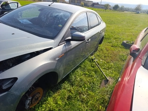 Vand  ford  ori ce piesa depe ford mondeo pentru dezmembrat ori ce piesa - imagine 3