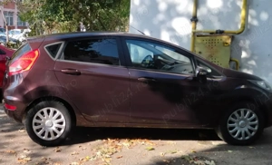 Ford Fiesta 1.4 GPL, vișiniu 
