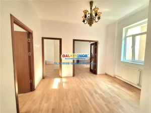 Ap.3 cam in vila S+P+2et 85 mp an1936  zona Armeneasca-piata Rosetti - imagine 7